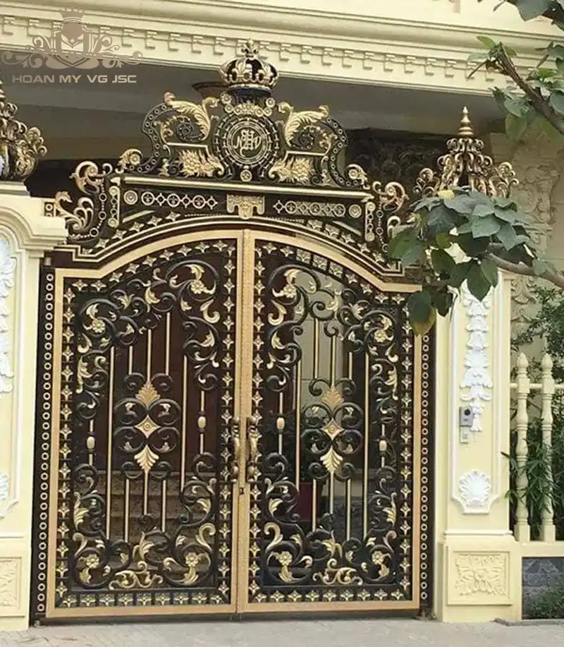 cổng nhôm đúc đơn giản