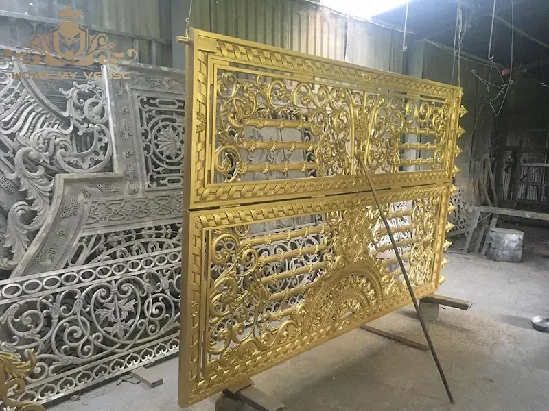 độ dày cổng nhôm đúc