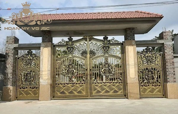 mẫu cổng đúc đồng đẹp