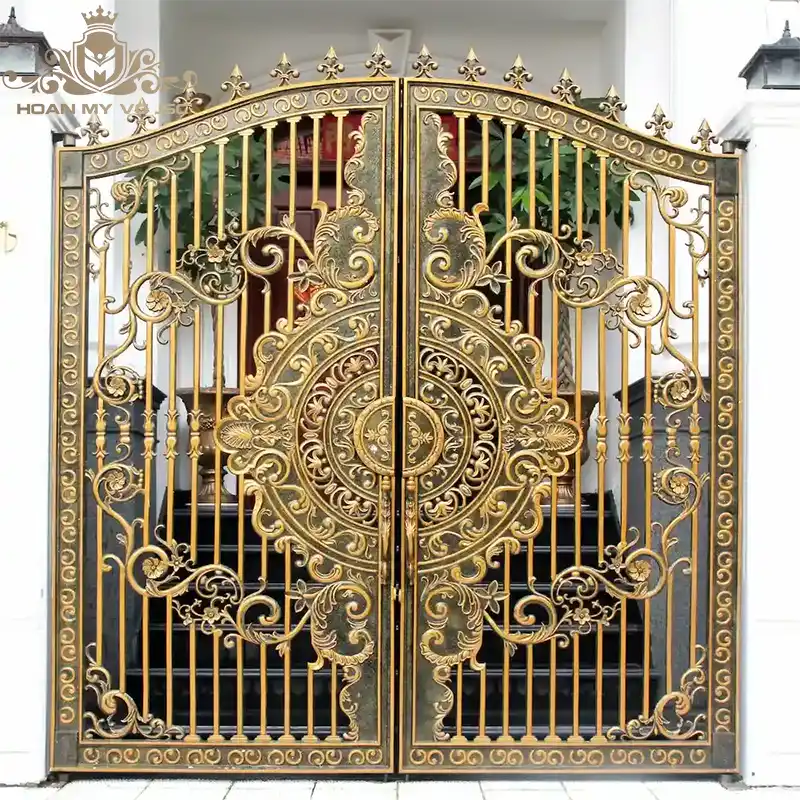 cổng nhôm đúc mạ đồng