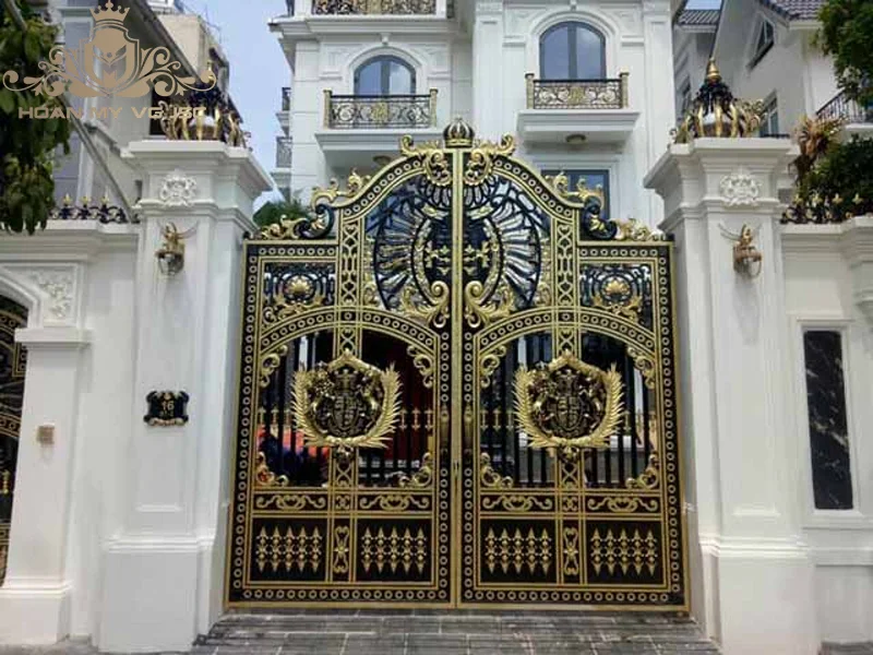 cổng nhôm đúc buckingham