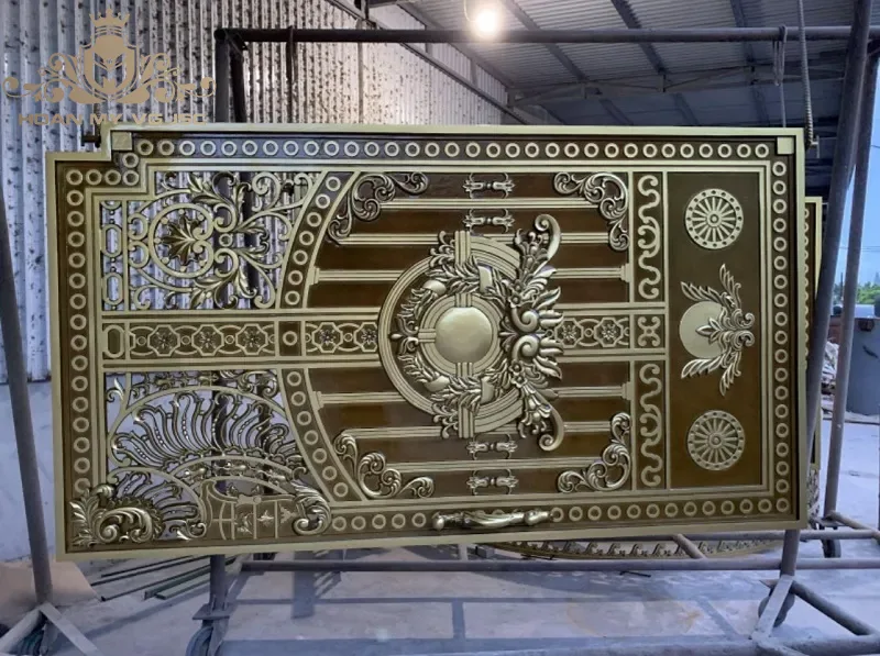 độ dày cổng nhôm đúc